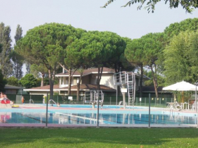Cozy flat with 3 shared pools and private garden